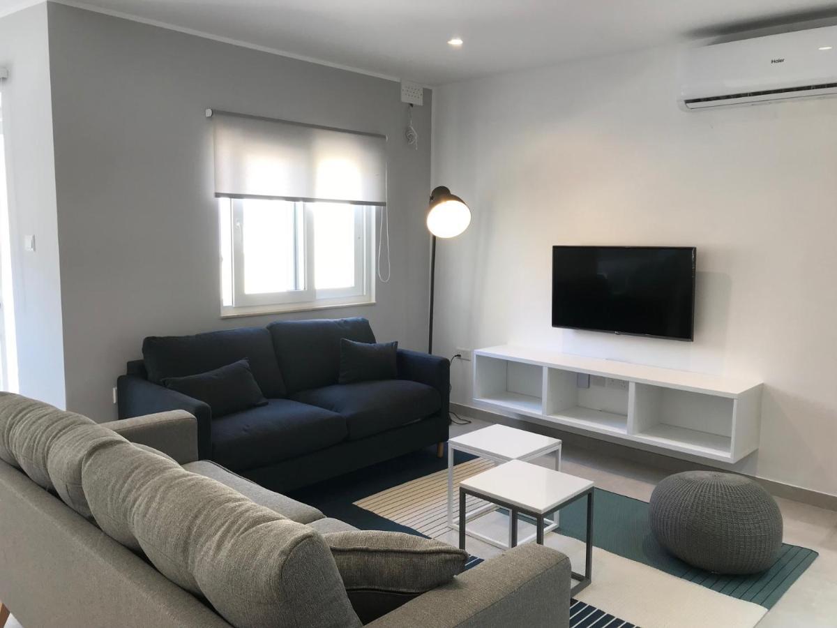 The Three Trees Apartments Sliema Luaran gambar