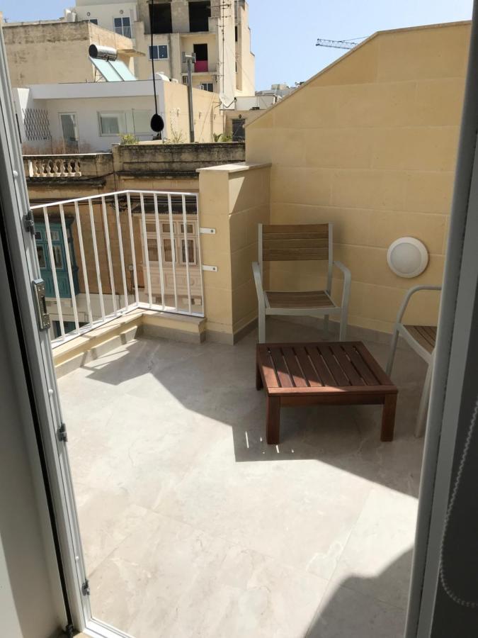 The Three Trees Apartments Sliema Luaran gambar