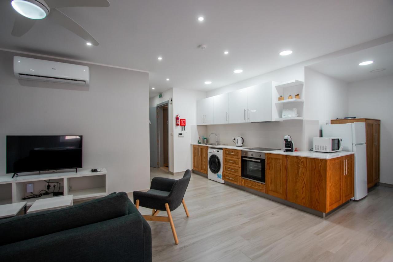 The Three Trees Apartments Sliema Luaran gambar