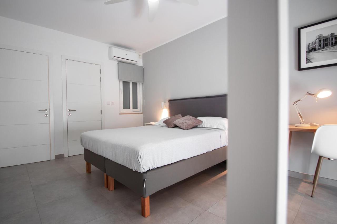 The Three Trees Apartments Sliema Luaran gambar