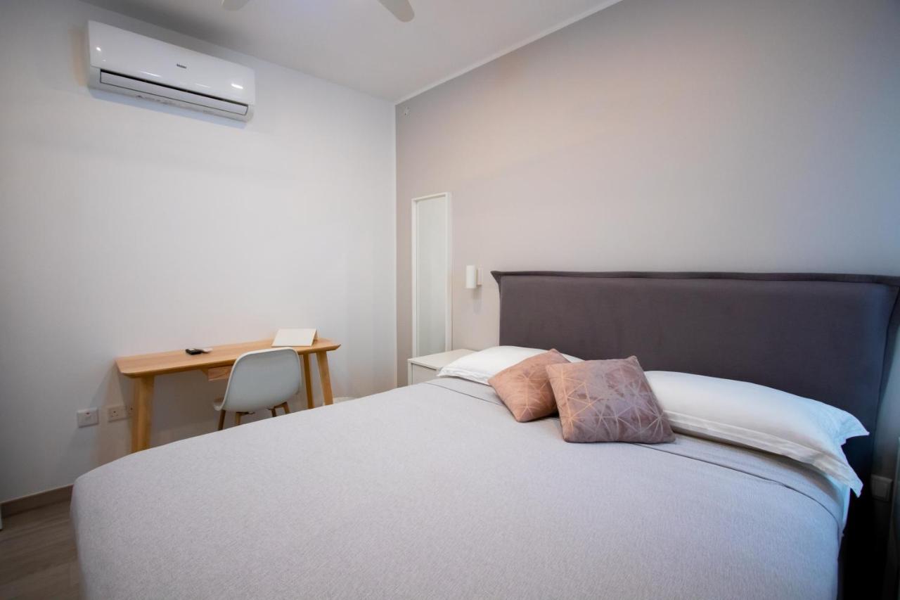 The Three Trees Apartments Sliema Luaran gambar