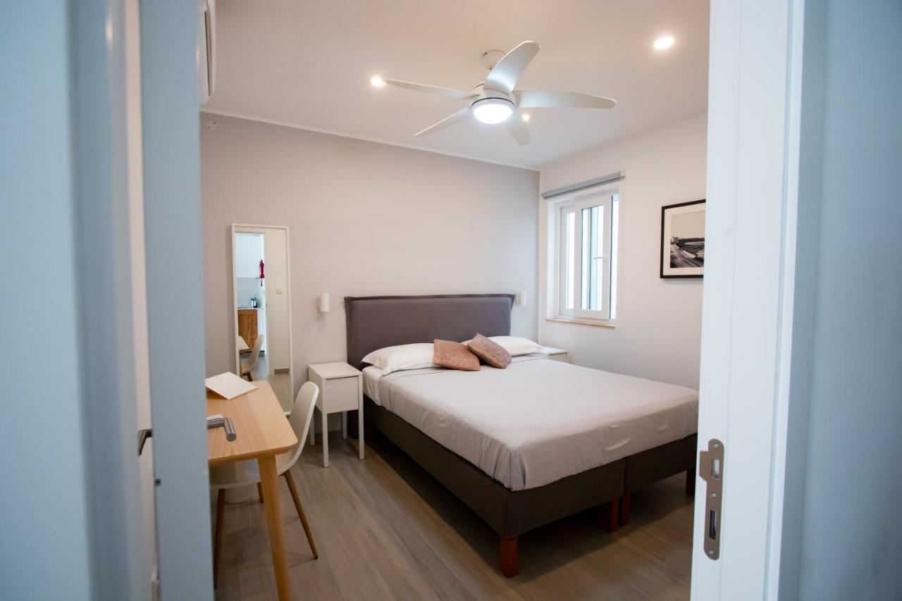 The Three Trees Apartments Sliema Luaran gambar